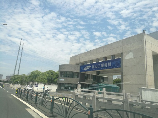 蘇州三星機電工廠配套EPDM同心異徑橡膠接頭案例